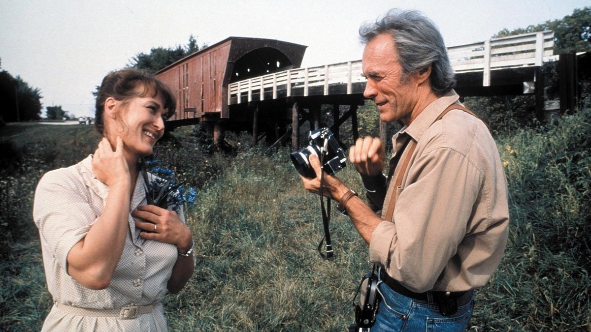 A scene from The Bridges of Madison County (1995)