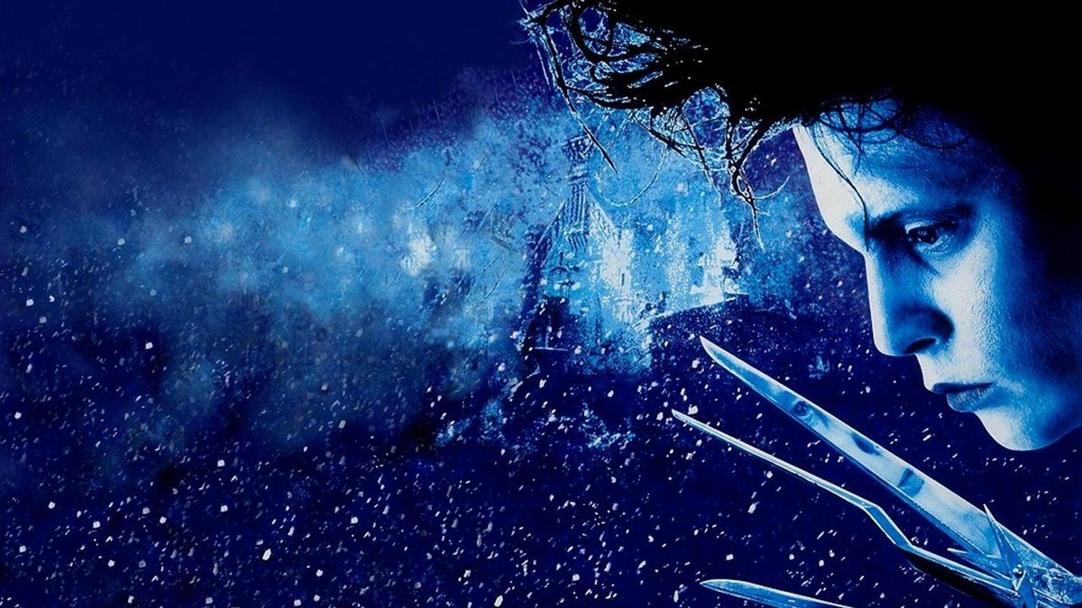 A scene from Edward Scissorhands (1990)