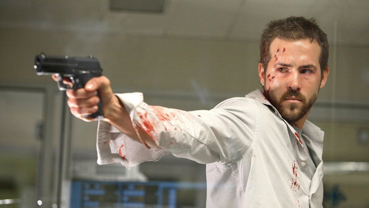 A scene from Smokin' Aces (2006)