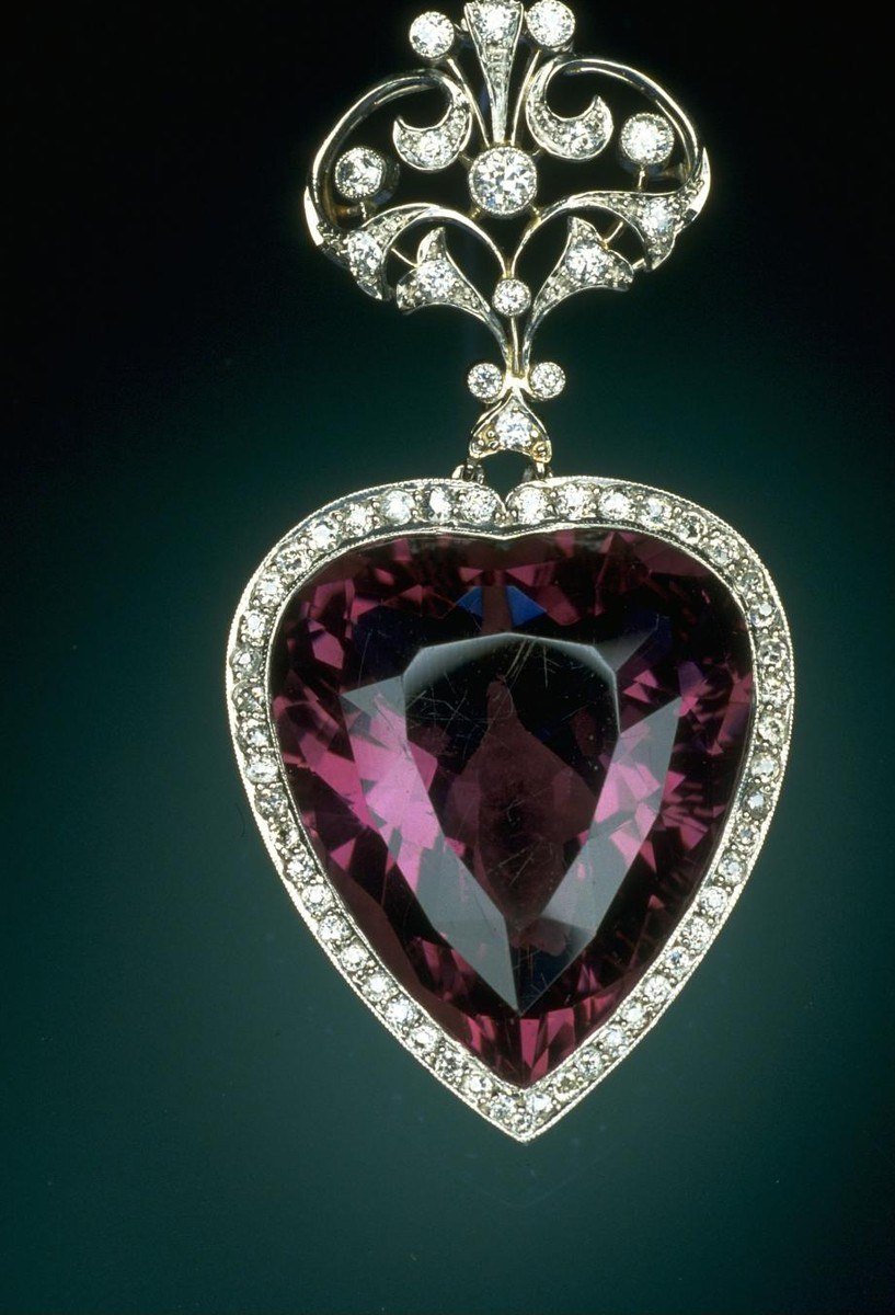 Edwardian brooch with a 96-carat heart-shaped amethyst framed in diamonds