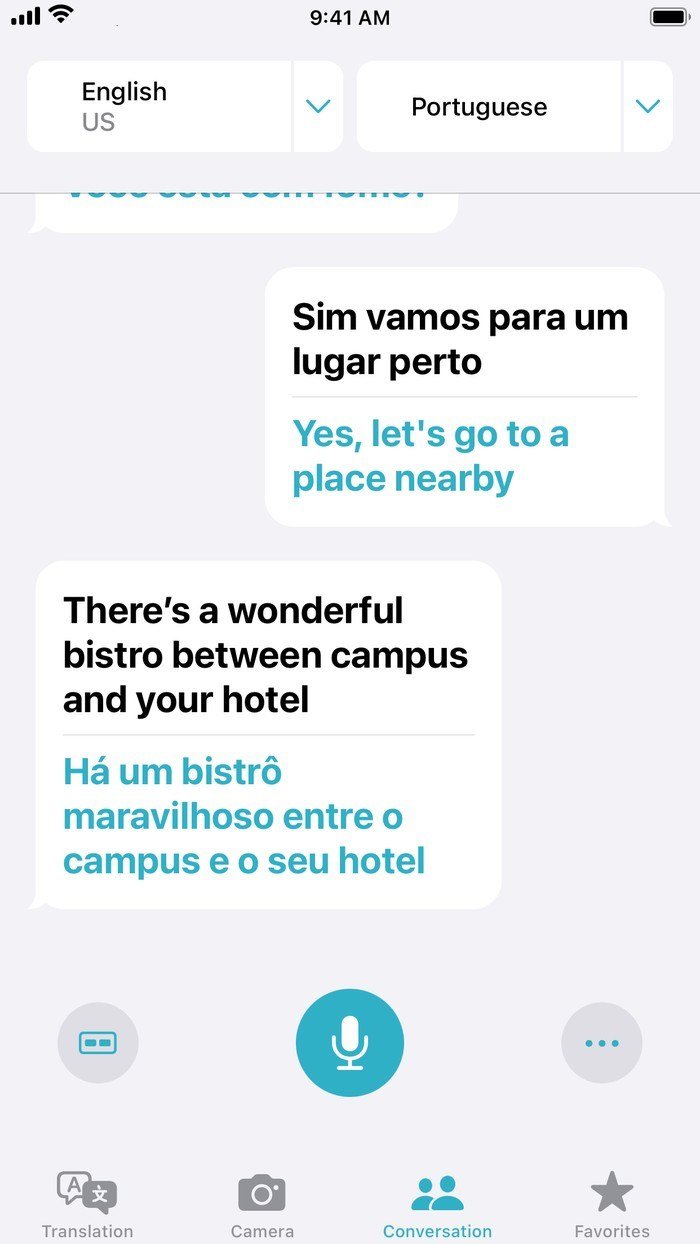 Apple Translate conversation view showing English and Portuguese speech bubbles